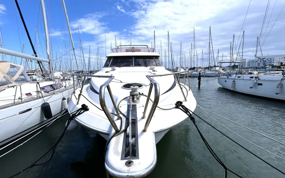 slider 1 Dyna Yacht  50