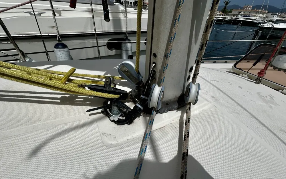 slider 14 Jeanneau Rush