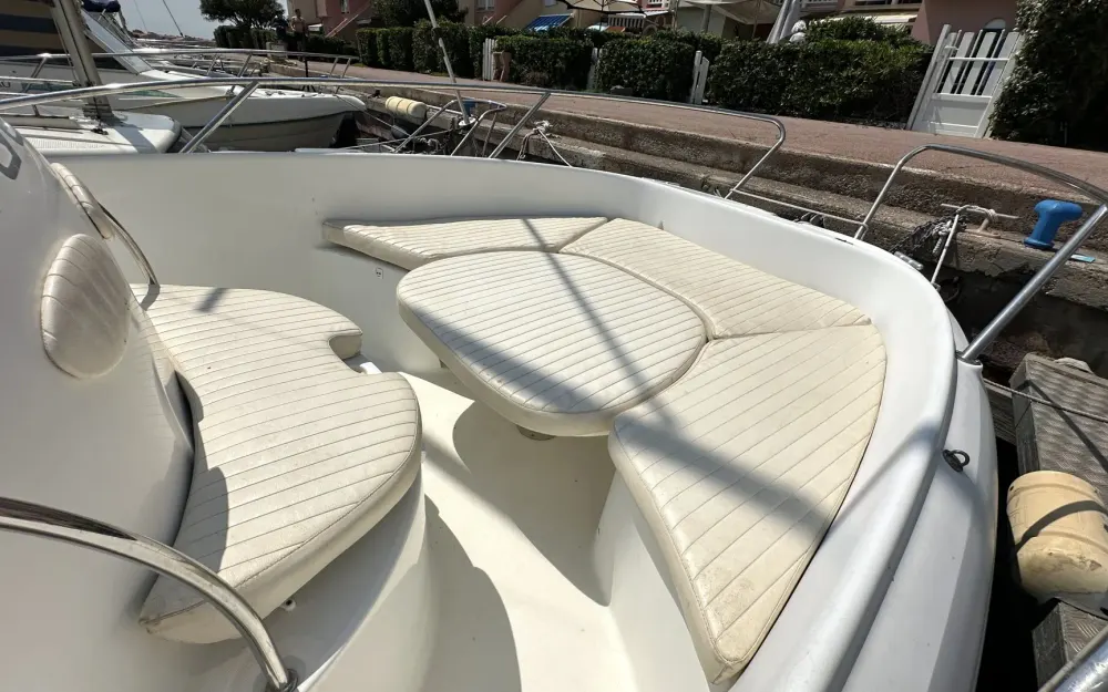 slider 10 Beneteau Flyer 650 Open