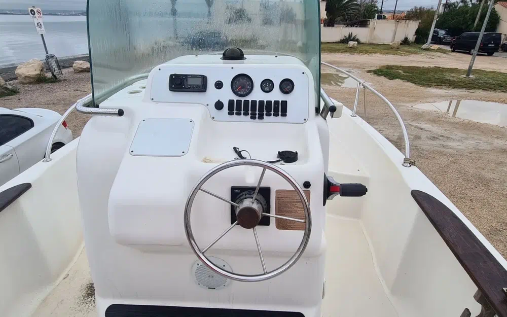 slider 7 Sessa Marine Key Largo 22