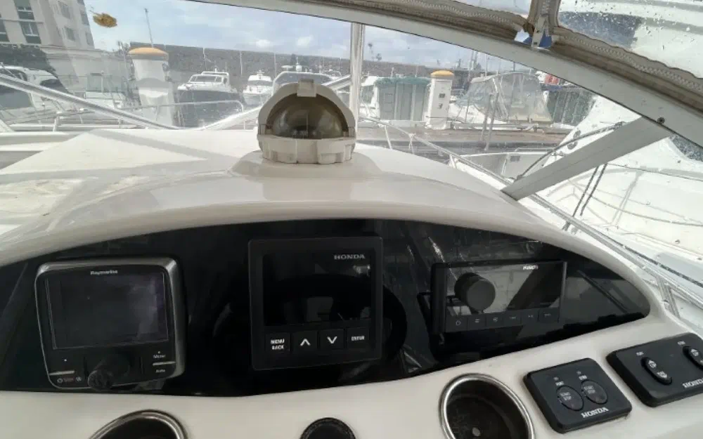 slider 8 Jeanneau Cap Camarat 925