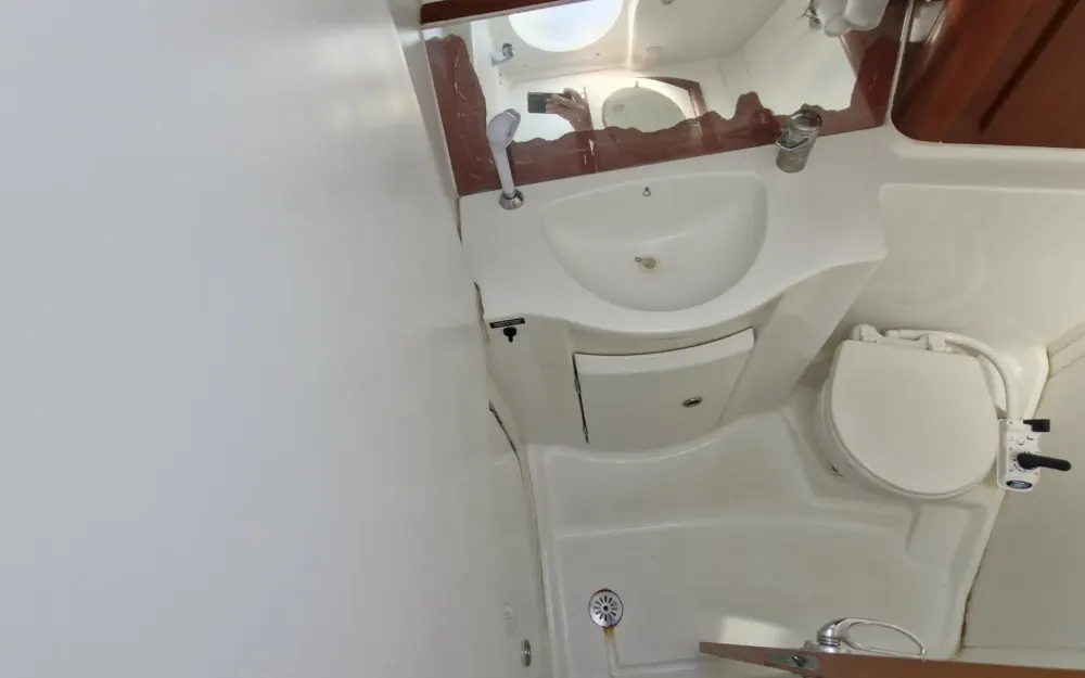 slider 12 Beneteau Antares 980