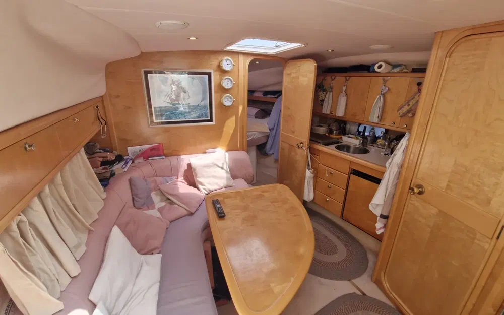 slider 9 Windy 33 Mistral