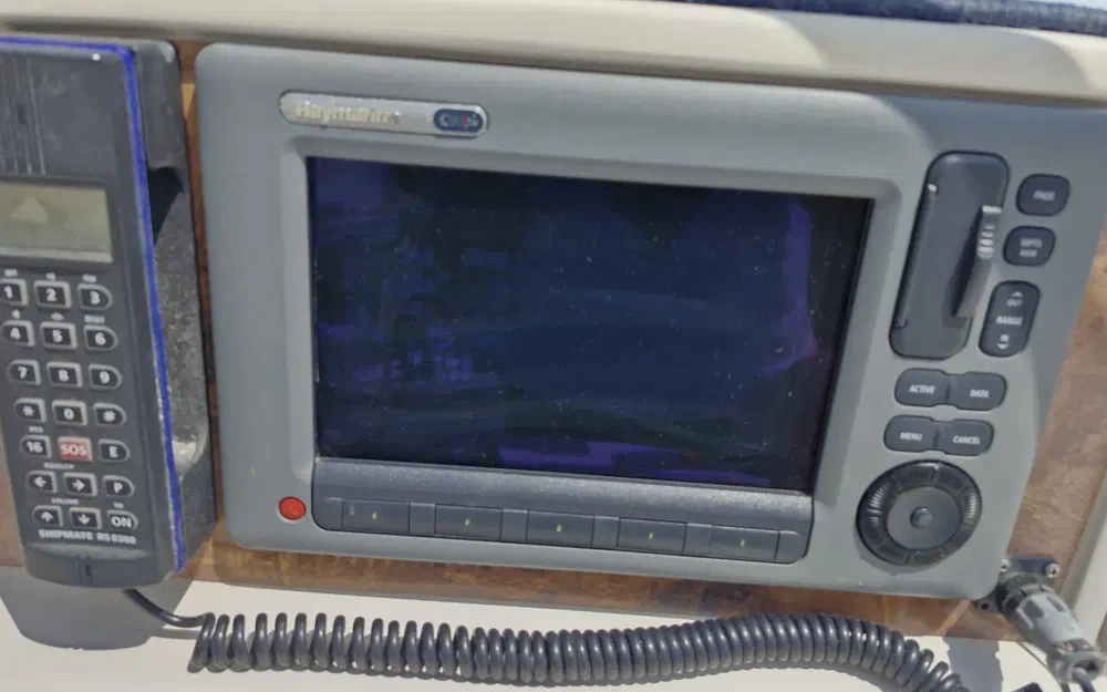 slider 17 Windy 33 Mistral