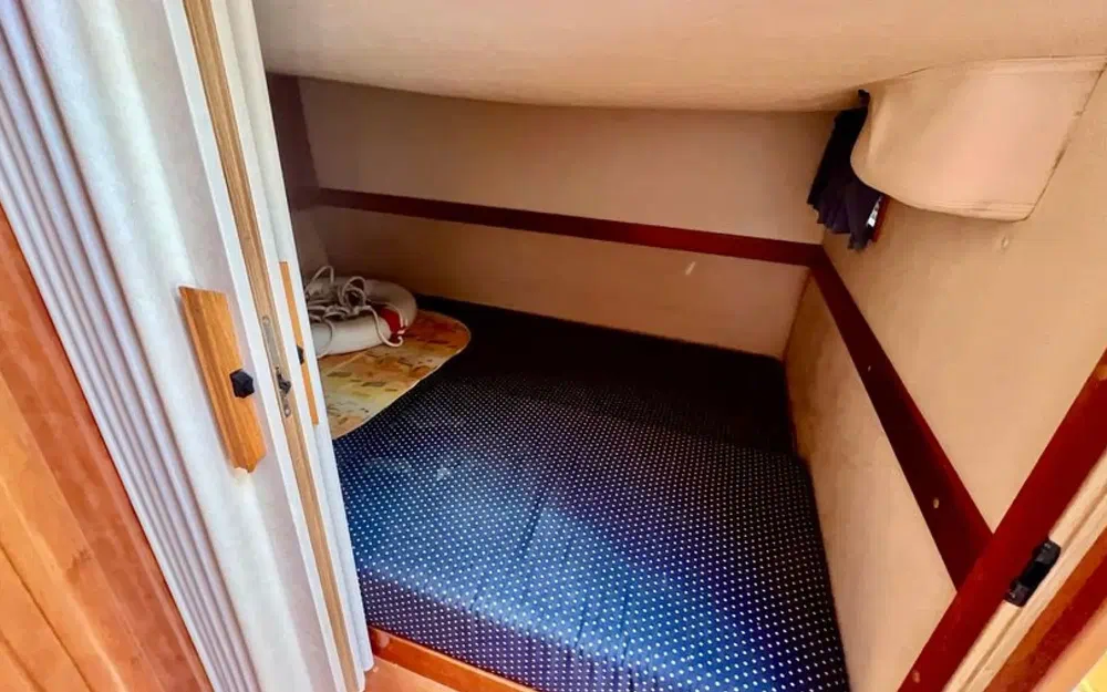 slider 18 Windy 33 Mistral