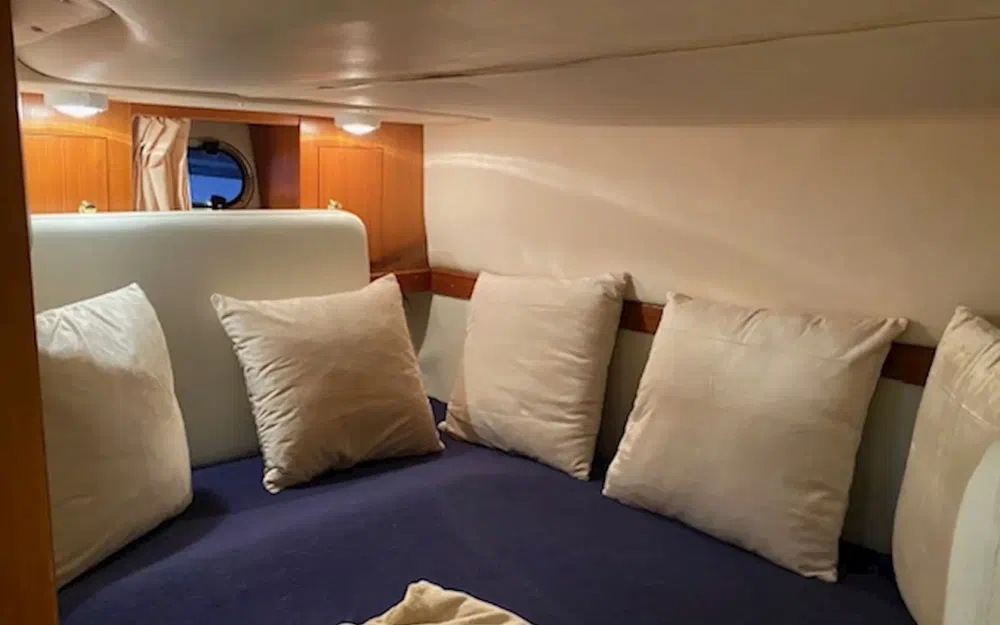 slider 19 Windy 33 Mistral