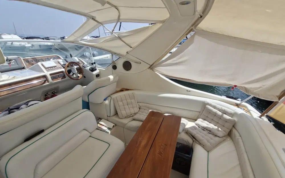 slider 7 Windy 33 Mistral