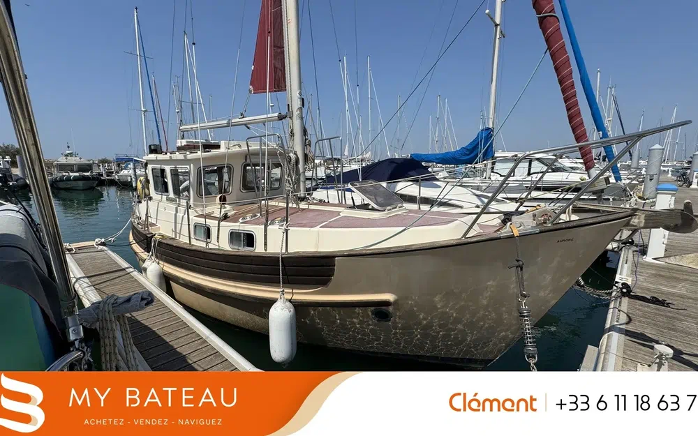 slider 0 Fisher Boats Fisher 31