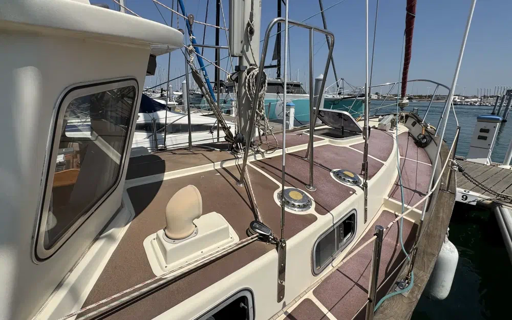 slider 18 Fisher Boats Fisher 31