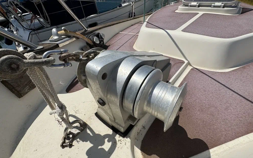 slider 4 Fisher Boats Fisher 31