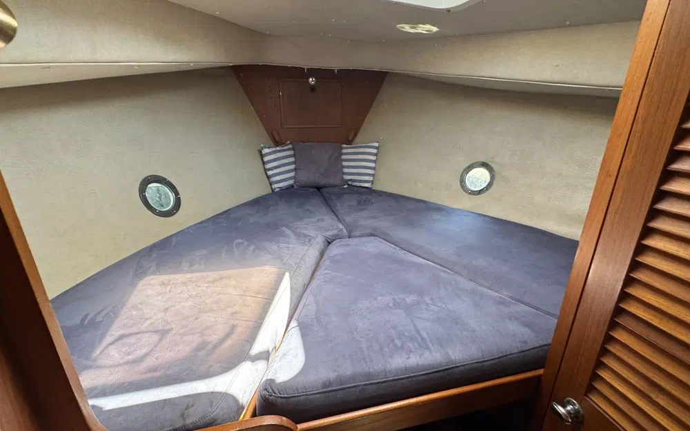 slider 6 Fisher Boats Fisher 31