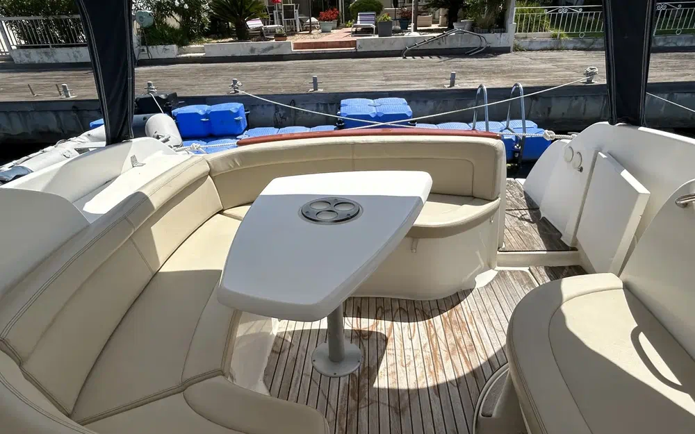 slider 5 Jeanneau Prestige 30