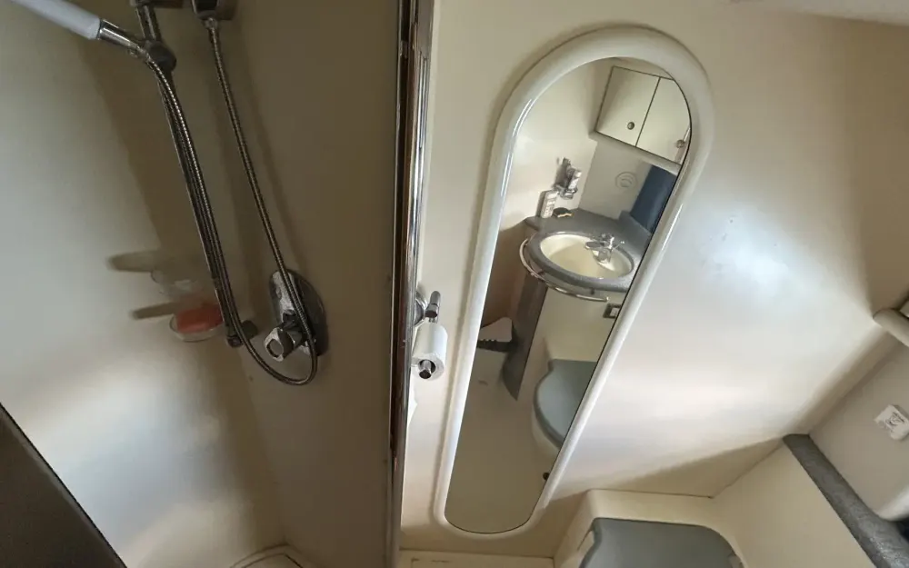 slider 14 Sunseeker Predator 63