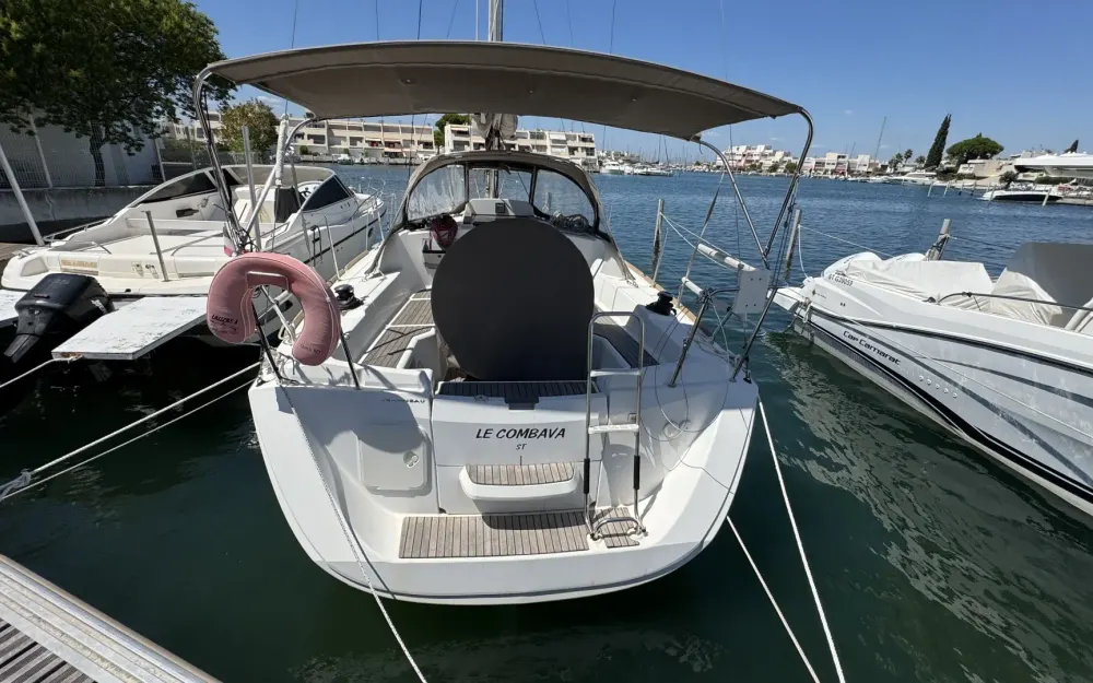 slider 17 Jeanneau Sun Odyssey 33 i