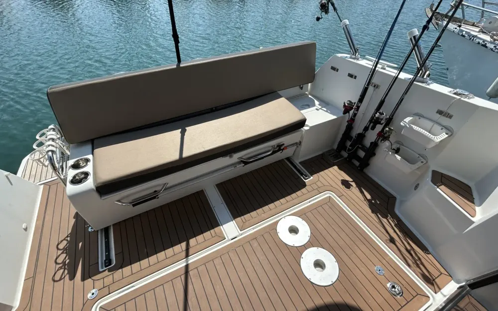 slider 3 Jeanneau Merry Fisher 895