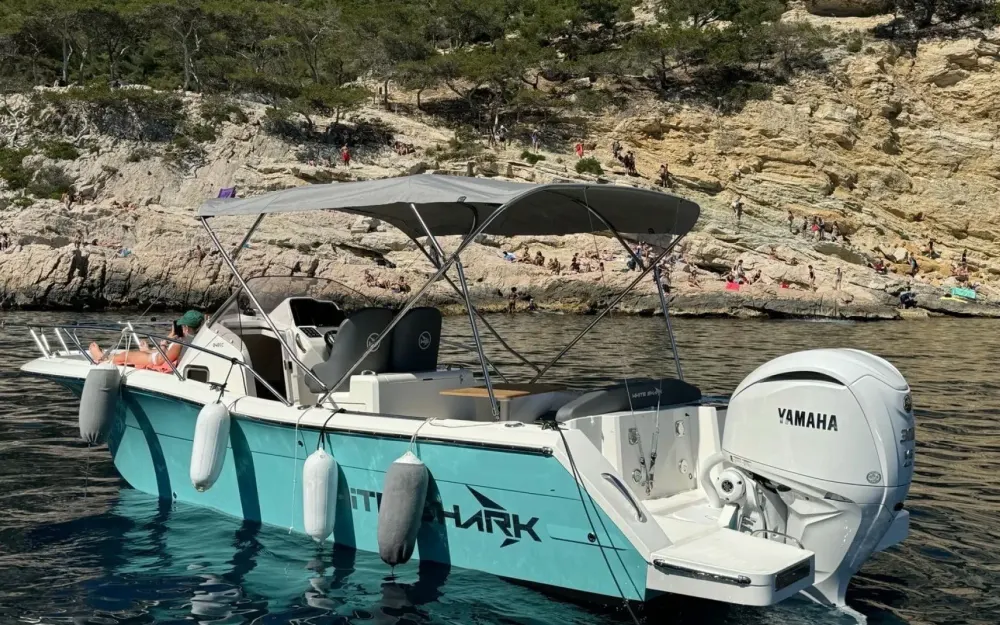 slider 1 White Shark  240 SC