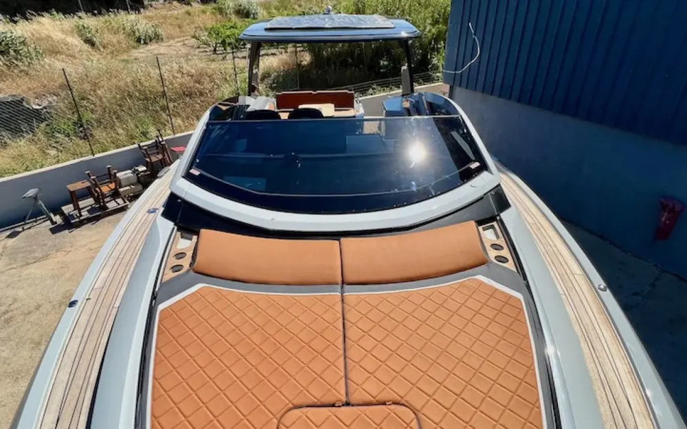 slider 11 Fairline  33