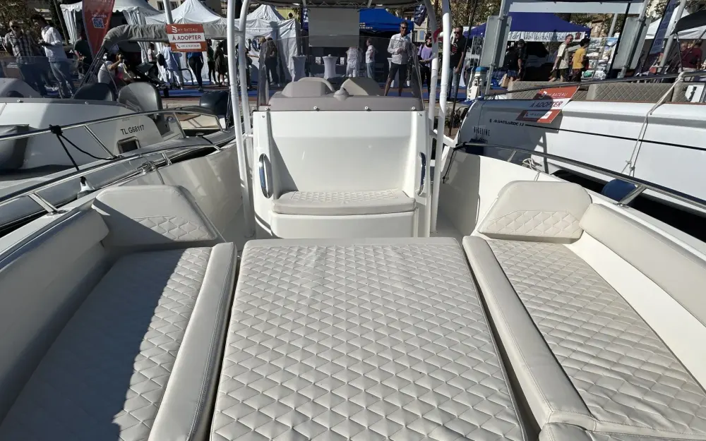 slider 13 White Shark  280 CC Evo