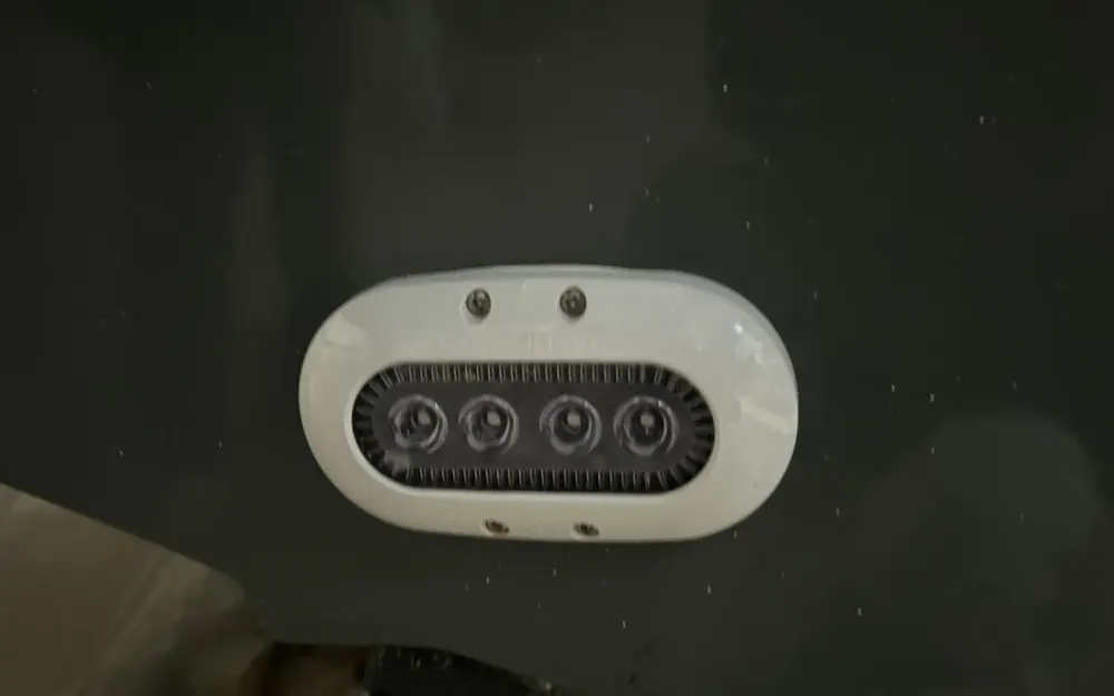 slider 21 White Shark  280 CC Evo