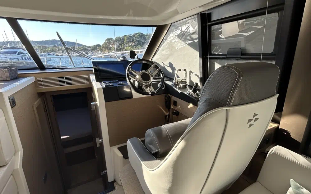 slider 5 Jeanneau Prestige 420 FlyPrestige 420 S