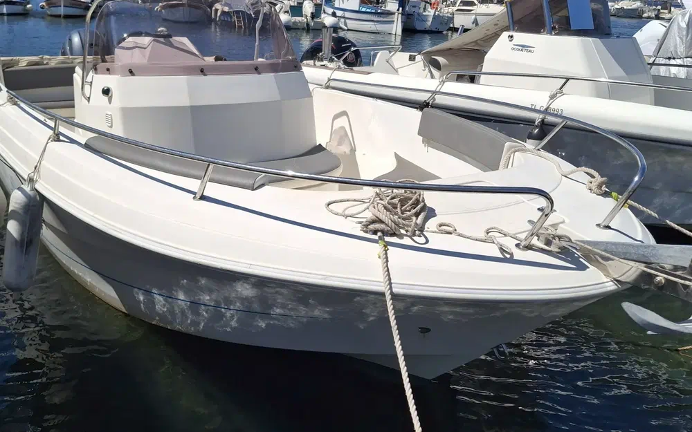 slider 4 Pacific Craft 625 Open