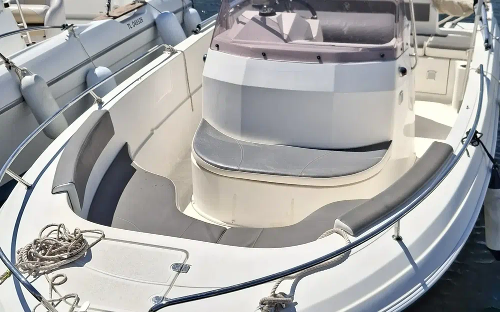 slider 5 Pacific Craft 625 Open