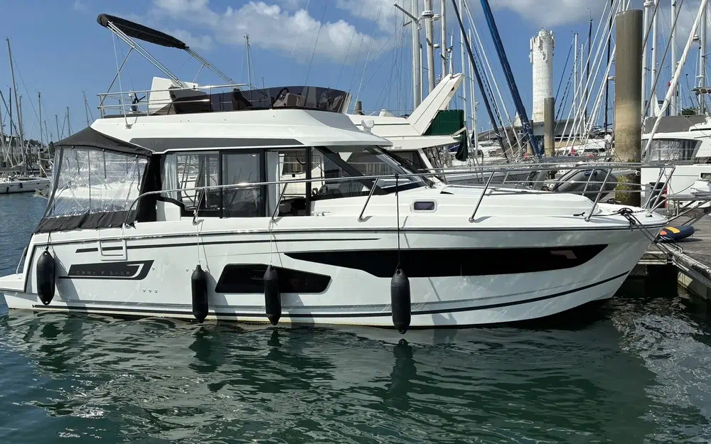 slider 1 Jeanneau Merry Fisher 1095