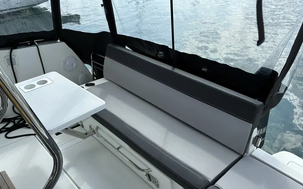 slider 2 Jeanneau Merry Fisher 1095