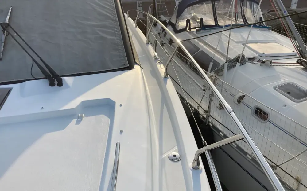 slider 21 Jeanneau Leader 40