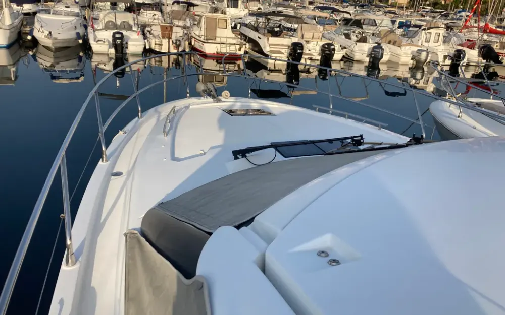 slider 26 Jeanneau Leader 40