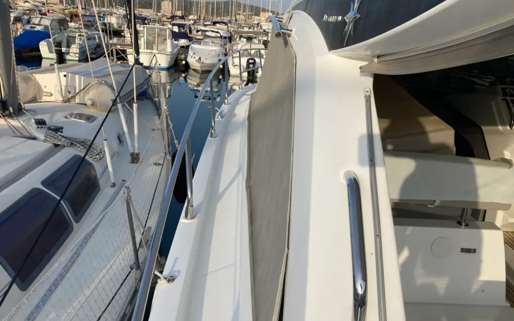 slider 27 Jeanneau Leader 40