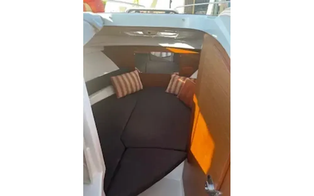 slider 5 Jeanneau Merry Fisher 755