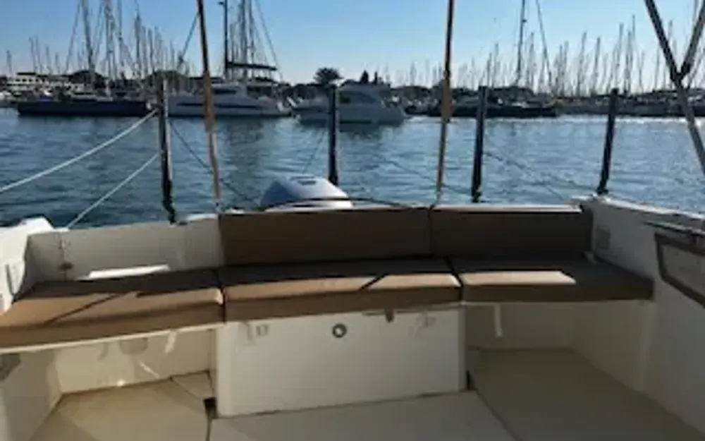 slider 7 Jeanneau Merry Fisher 755