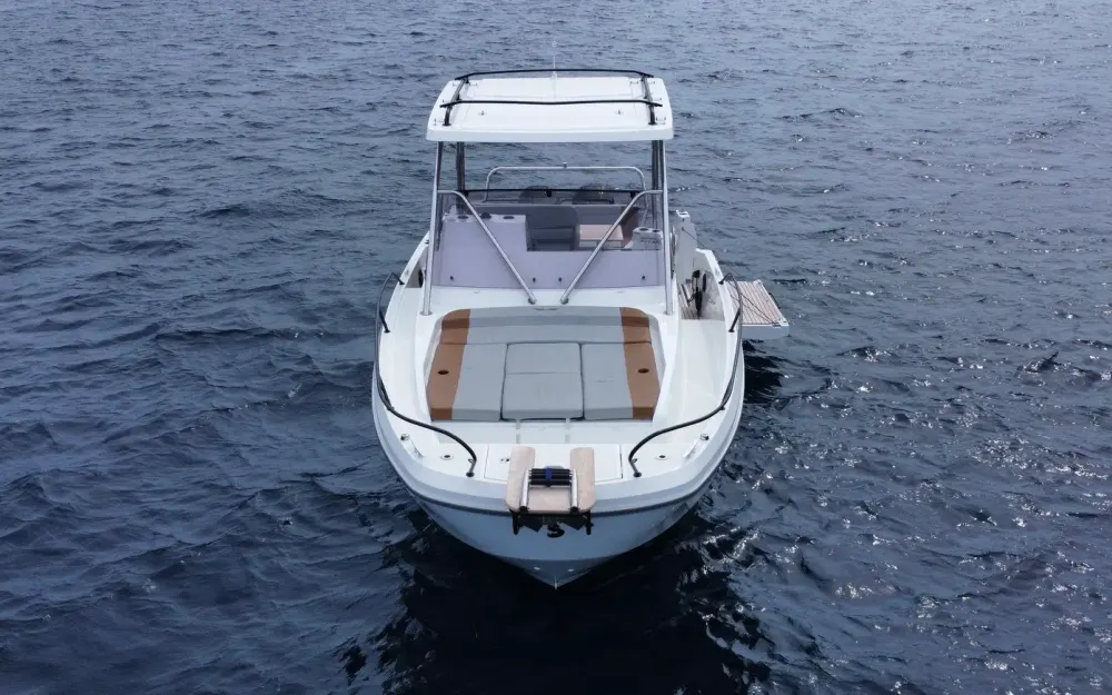 slider 2 Beneteau Flyer 9 Sundeck