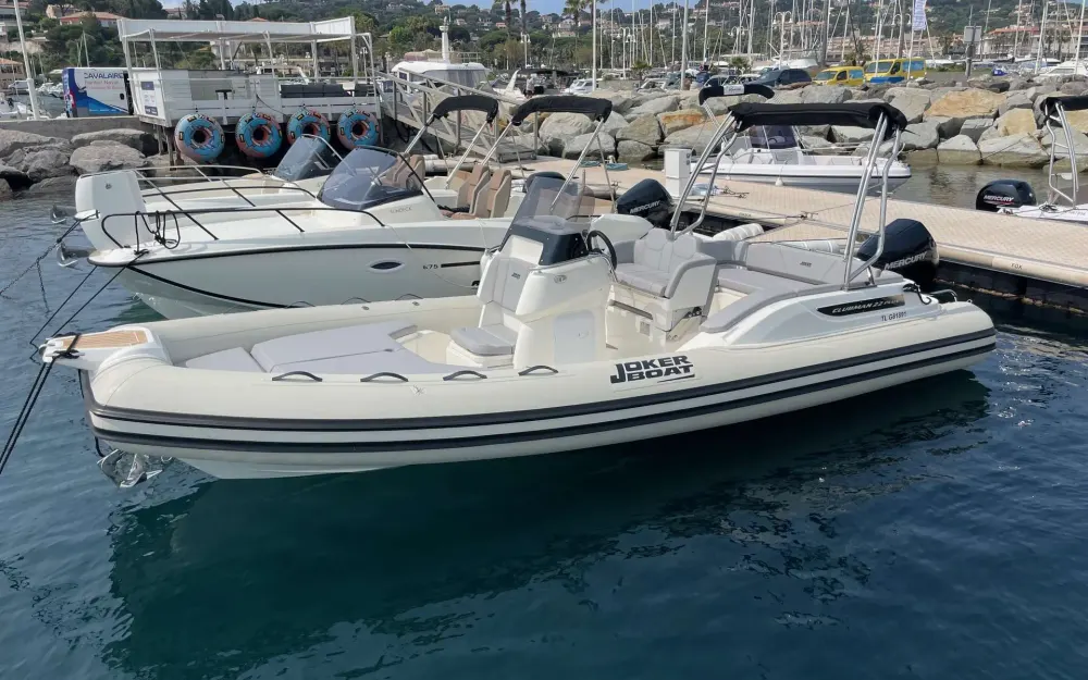 slider 1 Joker Boat Clubman 22 Plus