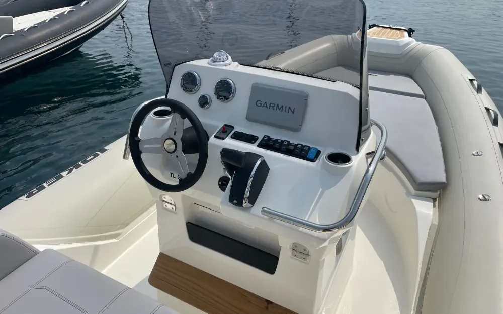 slider 6 Joker Boat Clubman 22 Plus