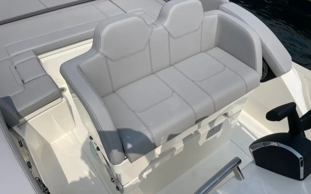 slider 7 Joker Boat Clubman 22 Plus