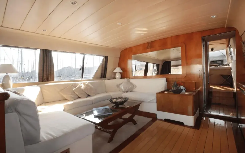 slider 6 Versilcraft Falcon 70
