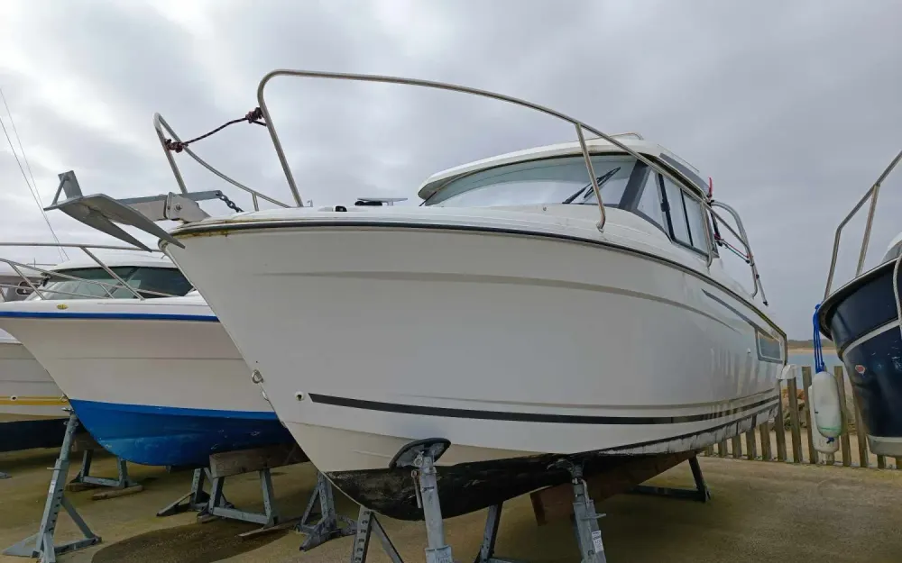 slider 2 Jeanneau Merry Fisher 695 Serie 2