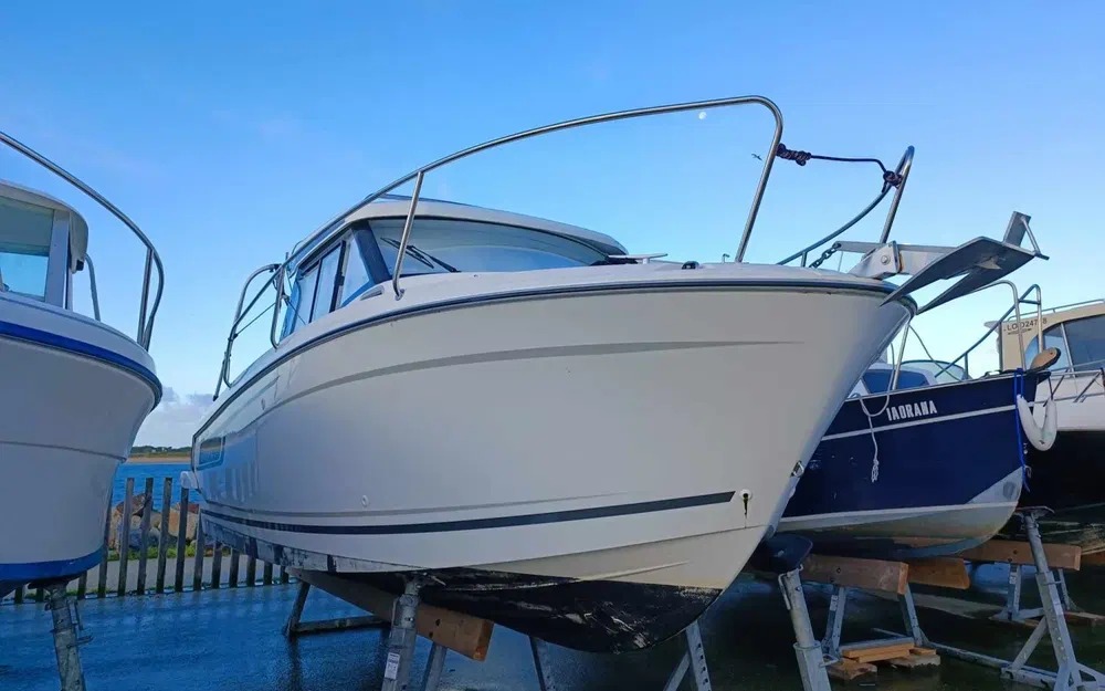 slider 5 Jeanneau Merry Fisher 695