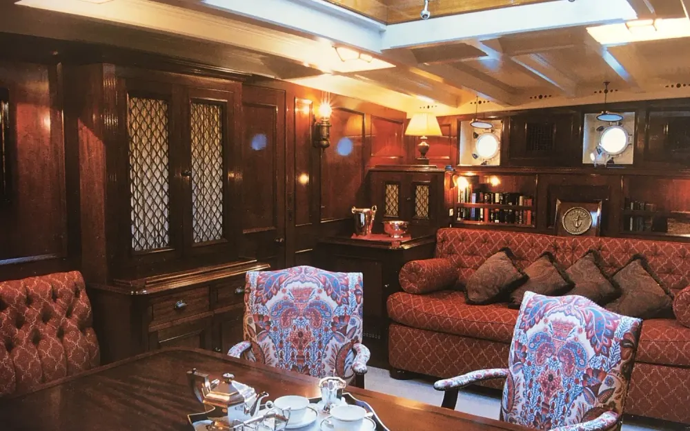 slider 21 Alexander Stephen  Sons Classic Yacht