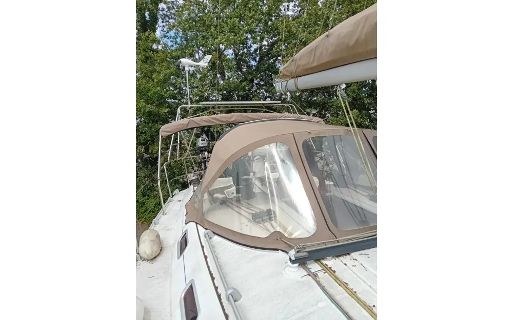slider 17 Poncin Yachts Harmony 38