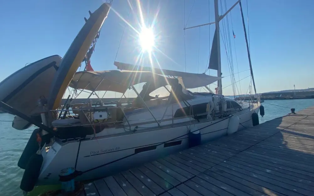 slider 0 Wauquiez Pilot Saloon 48
