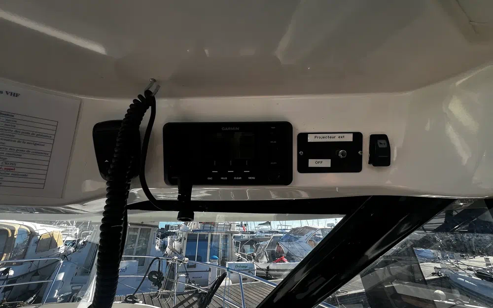 slider 26 Jeanneau Merry Fisher 895