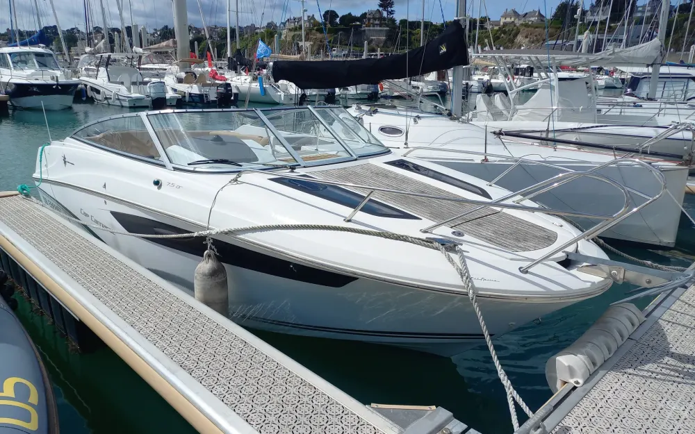 slider 0 Jeanneau Cap Camarat 7.5 DC