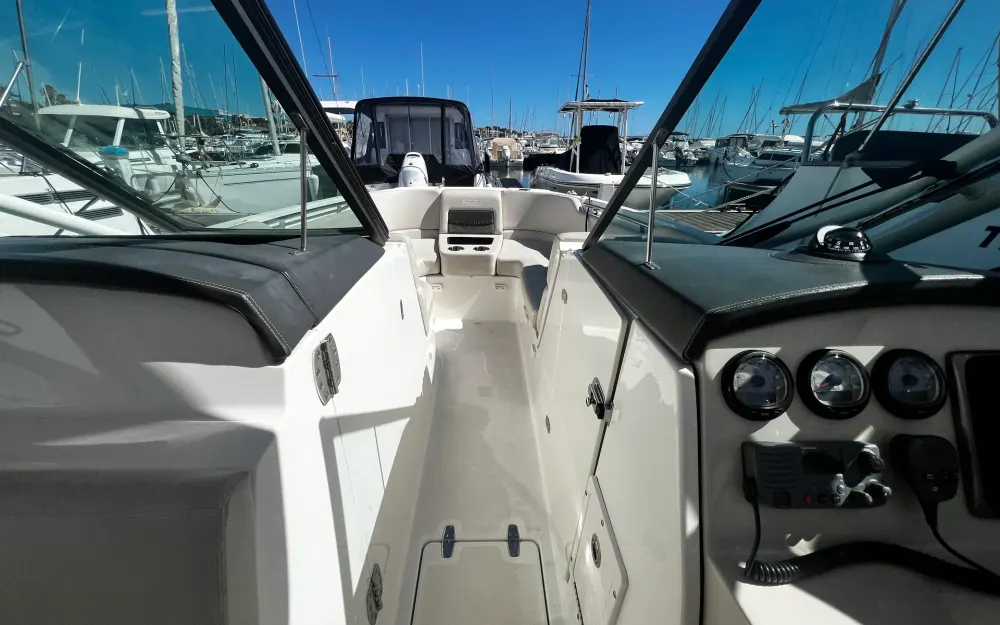 slider 23 Boston Whaler  270 Vantage