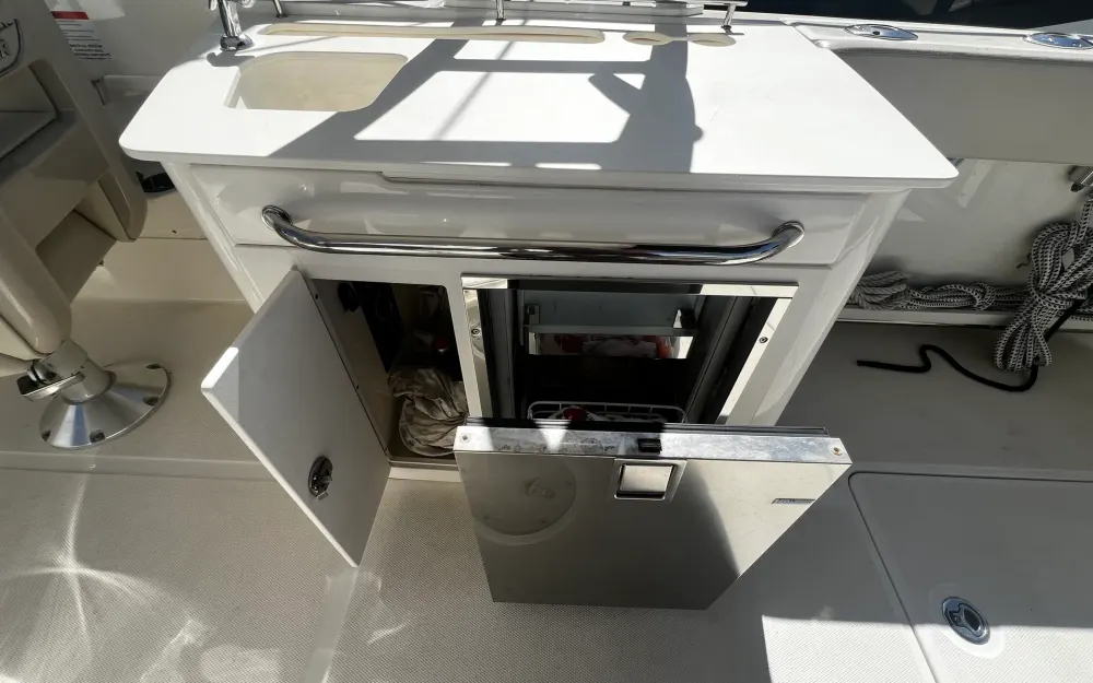 slider 40 Boston Whaler  270 Vantage
