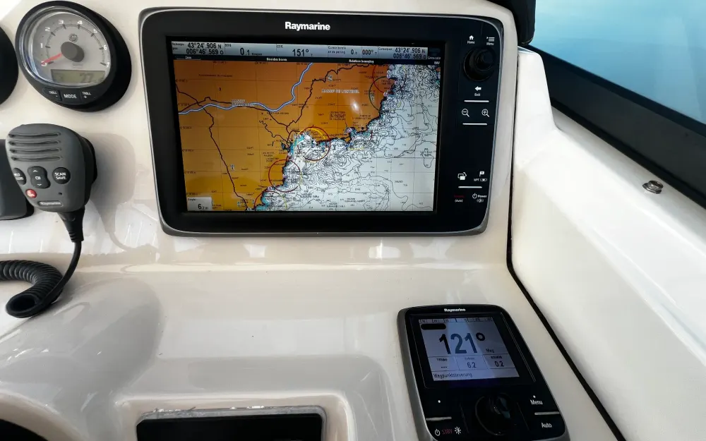 slider 47 Boston Whaler  270 Vantage