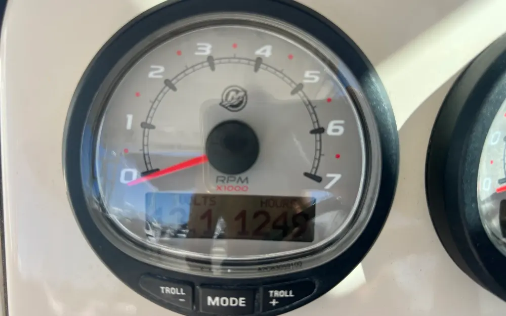 slider 50 Boston Whaler  270 Vantage