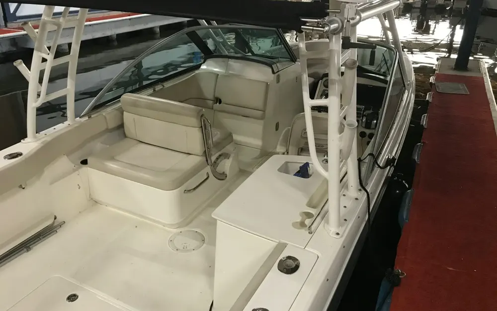 slider 68 Boston Whaler  270 Vantage